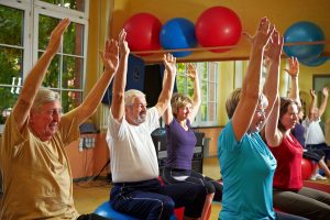 equilibrio personas mayores gimnasia