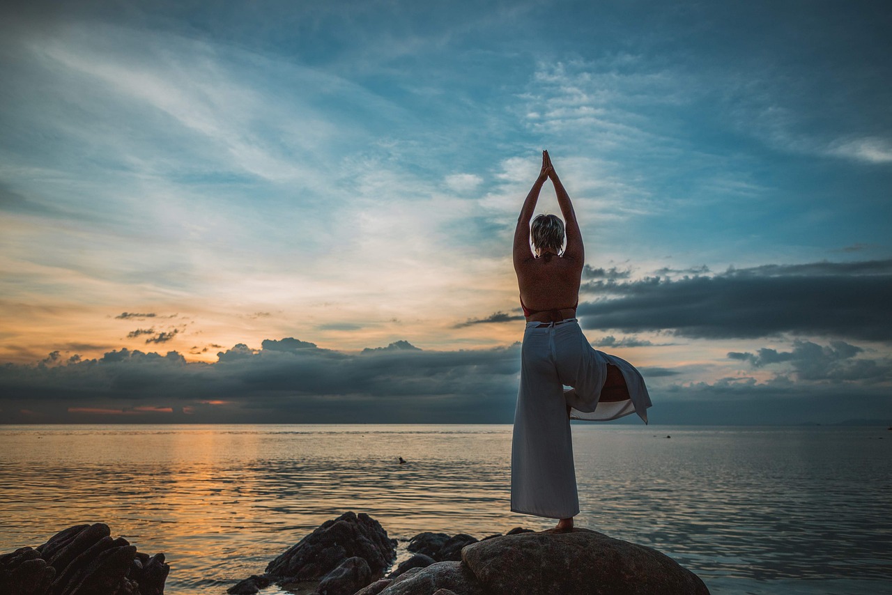 Descubre todas las posturas de yoga