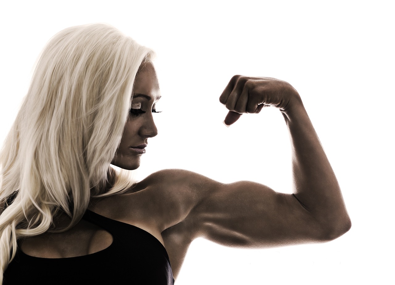 Consejos para realizar ejercicios de bíceps para mujeres