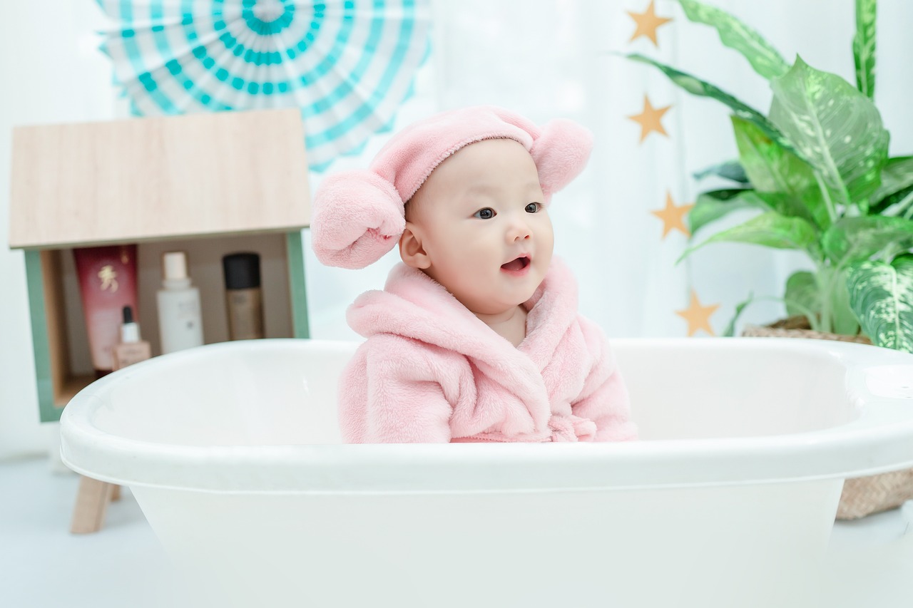 Cómo bañar correctamente a un recién nacido