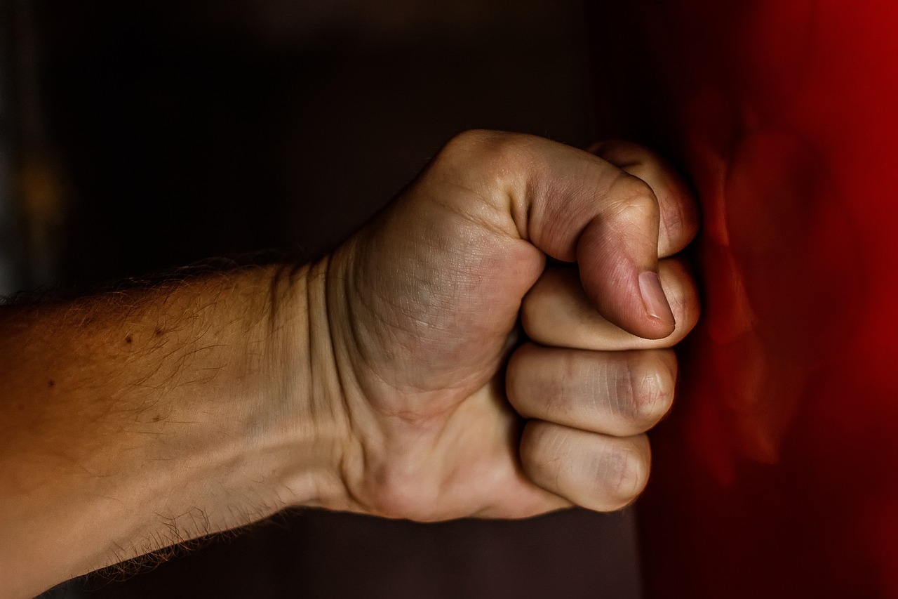 ¿Cómo beneficia el boxeo y el entrenamiento con pesas a tu salud?