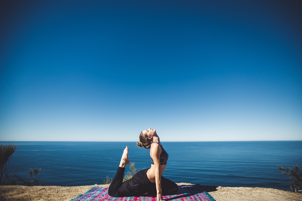 ¿Cómo el Yoga Promueve la Pérdida de Peso?