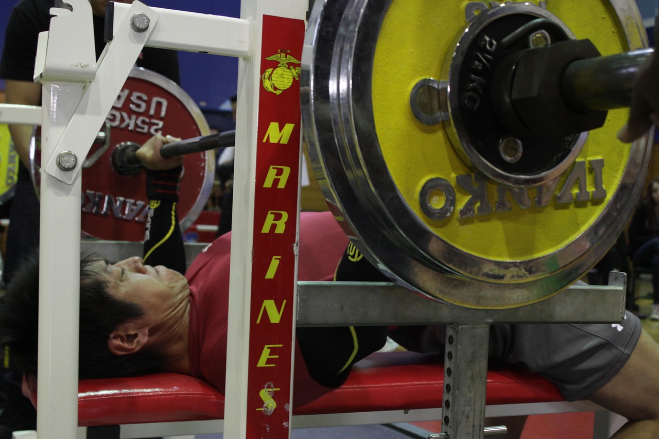 Cómo trabajar los músculos con el bench press