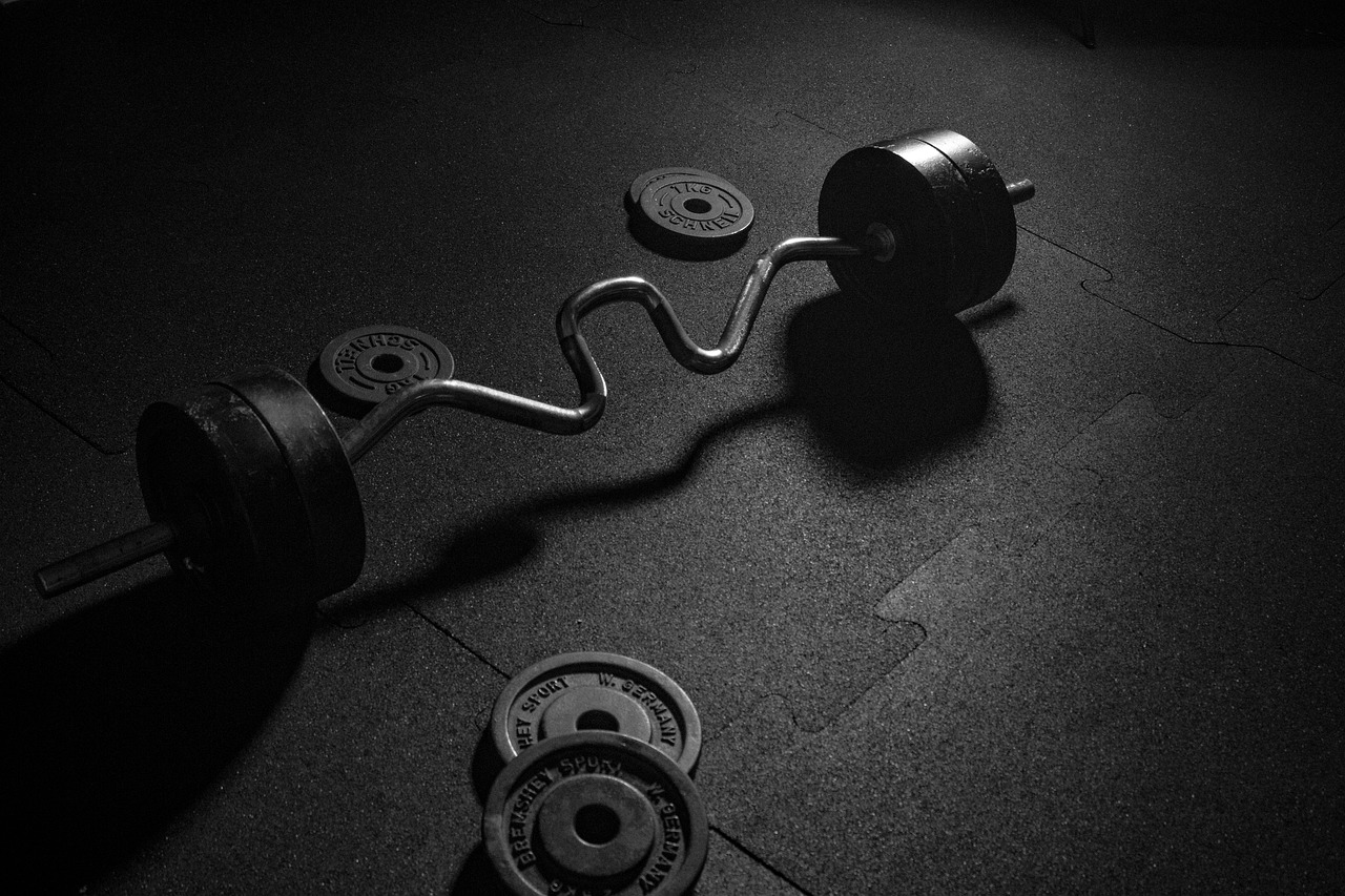 ¿Cuánto tiempo de entrenamiento con pesas es necesario para obtener resultados?